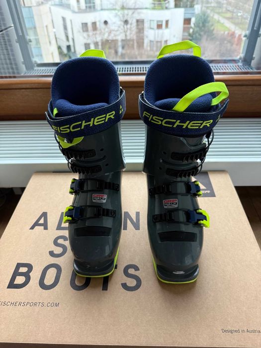 Fischer RC4 60 JR Junior GW Rhino Grey 2025 r22.5