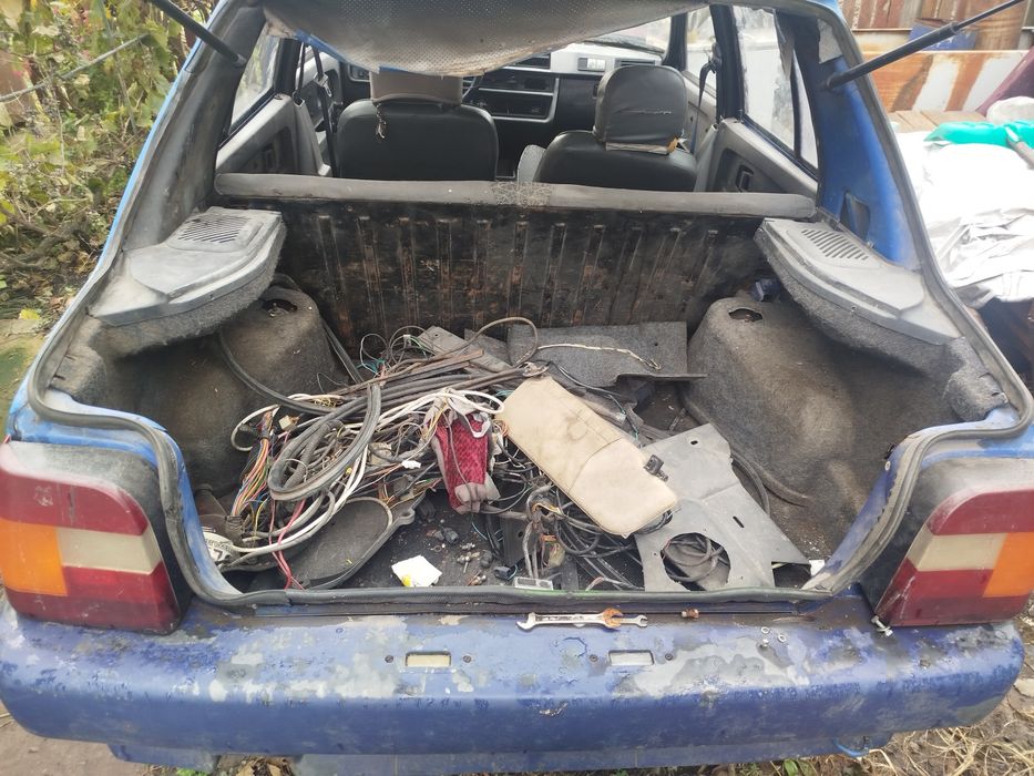 Продам славуту по запчастинах