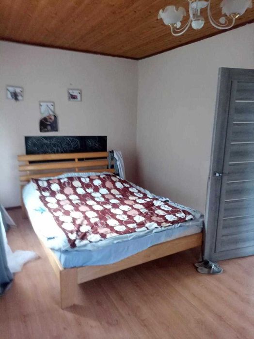 Продаж дачного будинку з ремонтом Завадів