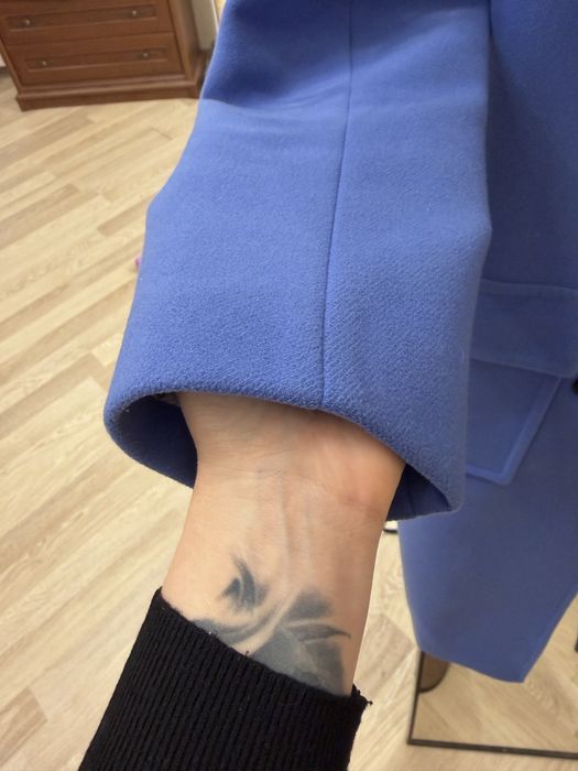 Стильне жіноче пальто Coosh у відмінному стані