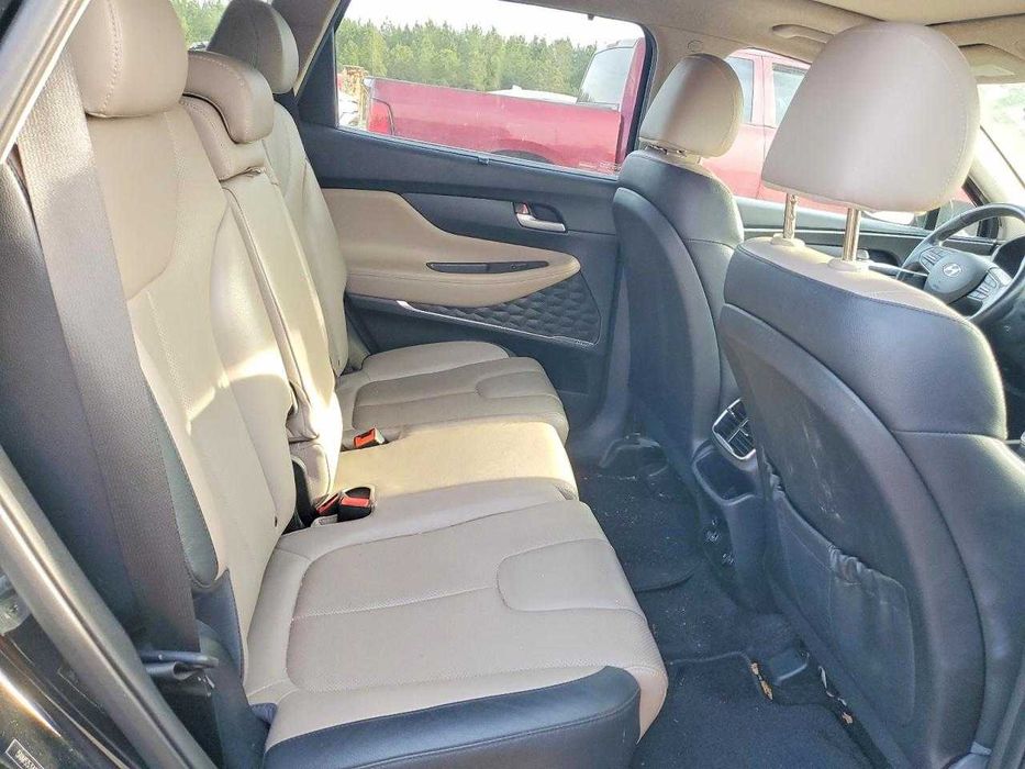 Hyundai Santa Fe SE 2019