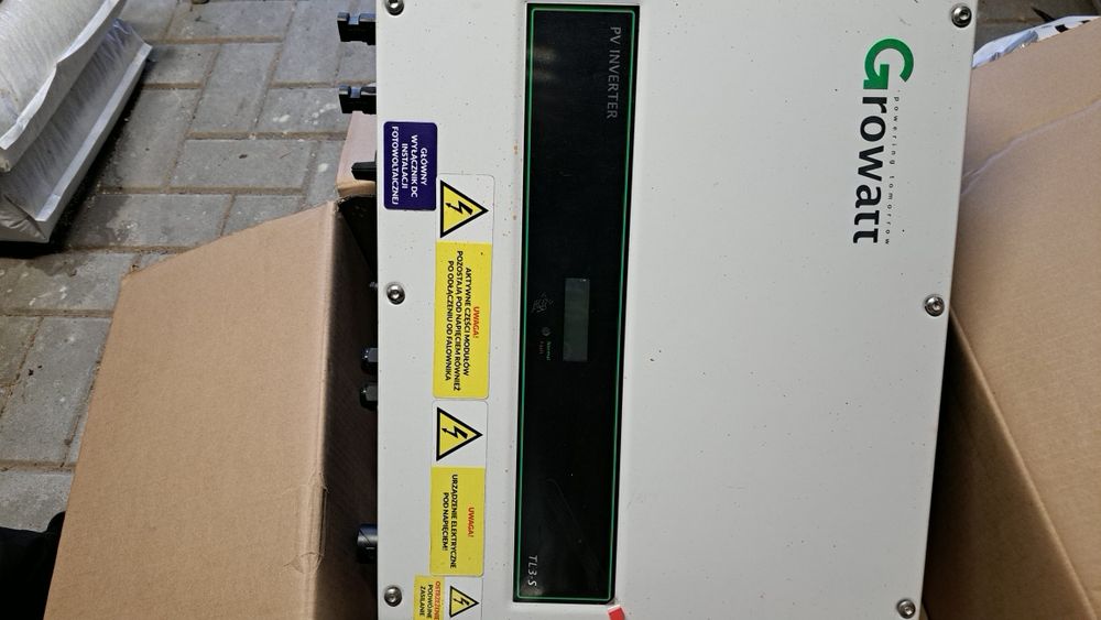 Sprzedam falownik 3000 TL3-S