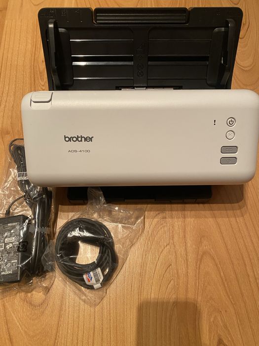 Scanner Brother ADS-4100