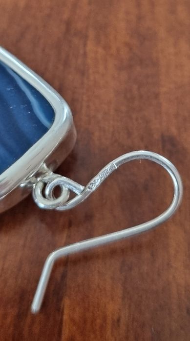 Srebrne kolczyki z niebieskimi kamieniami 925