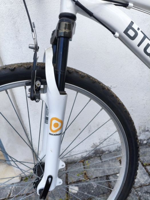 Bicicleta B'Twin Rockrider 5.1  como nova