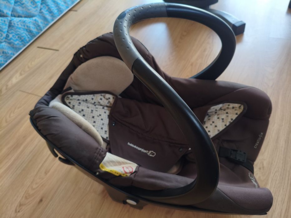 Carrinho e ovo bebé Confort usado, bom estado