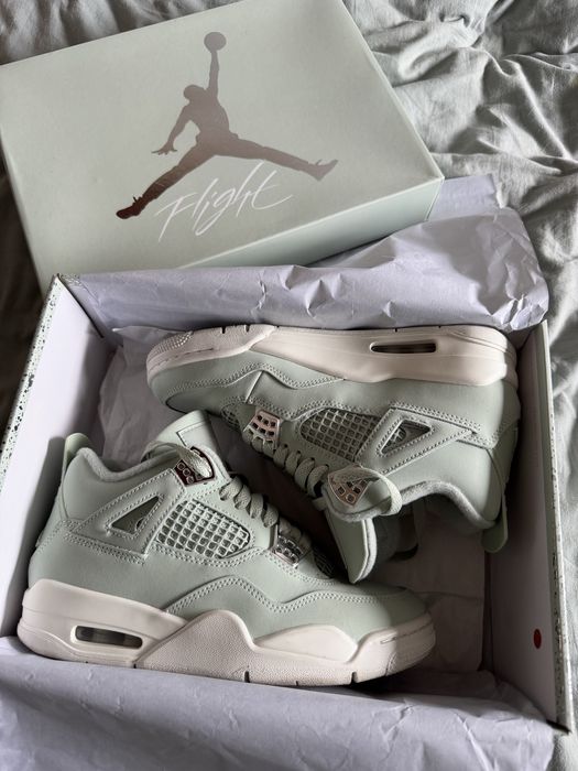 Air Jordan 4 “Seafoam” - 37,5