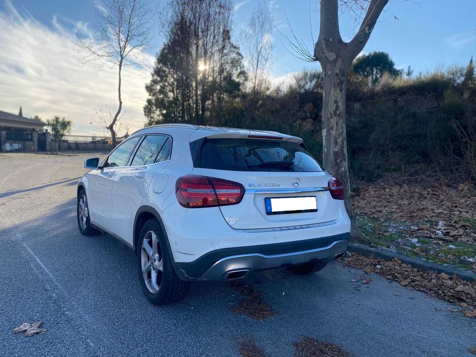 Mercedes-Benz GLA 200 d 7G-DCT