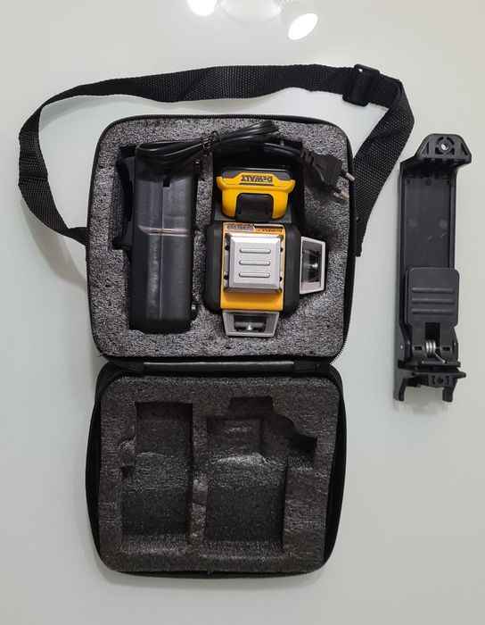 Nivel a Laser Dewalt completo