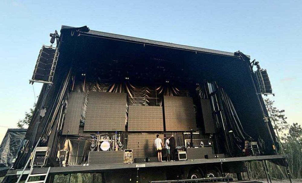 Used P5 LED video screen in new condition! Aluminum cabinets!64585048729345121