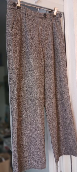 Various trousers, new and lightly used, sizes 36, 38. Prices from €7 to €1464738033875586120