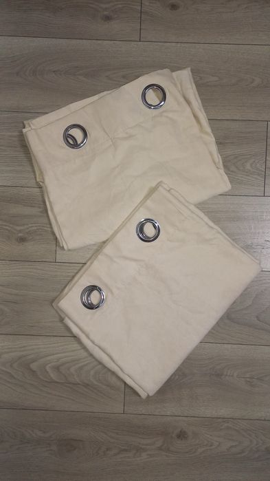 Штори бежеві на люверсах з підкладкою короткі 2 шт