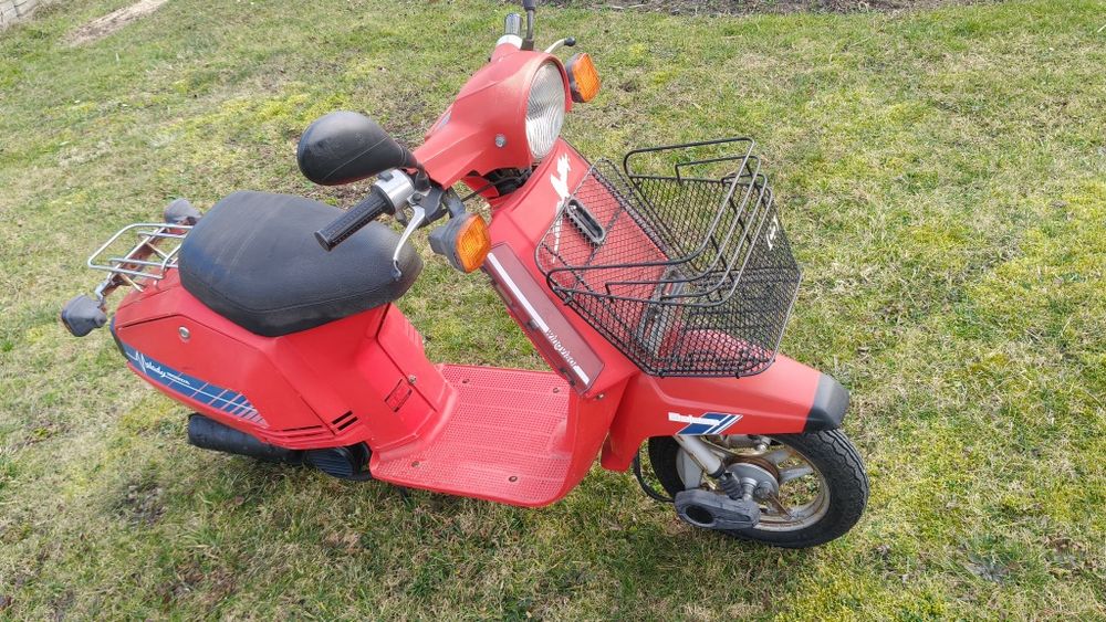 Sprzedam  unikat Honda melody limitowaną wersję biedronka