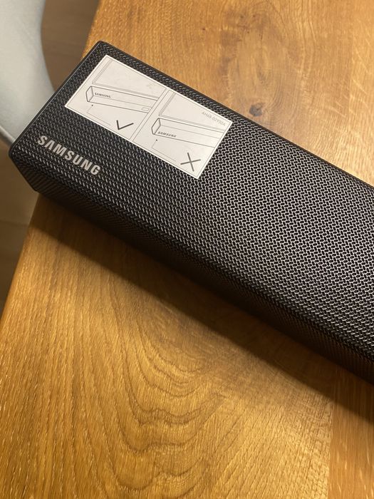 Soundbar i subwoofer
