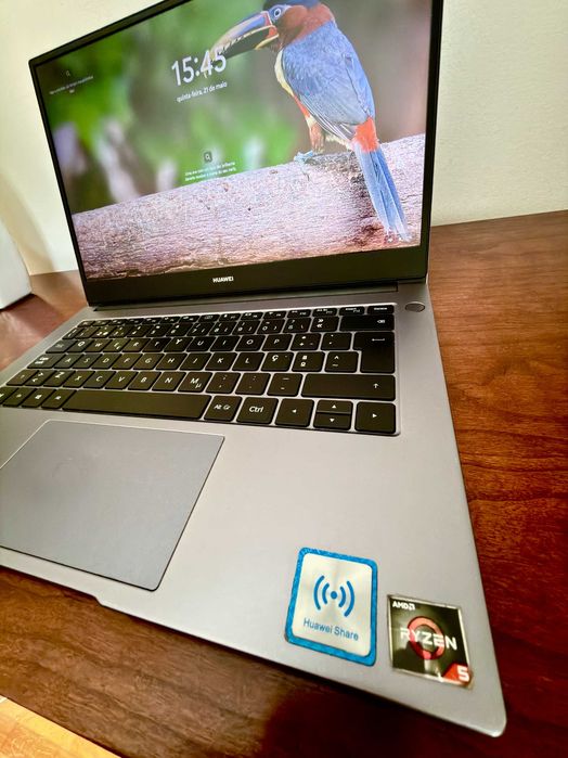 Huawei Matebook 14D|14"FullHD|Ryzen 5-3500u Quad Core|8G Ram|Ssd 256Gb