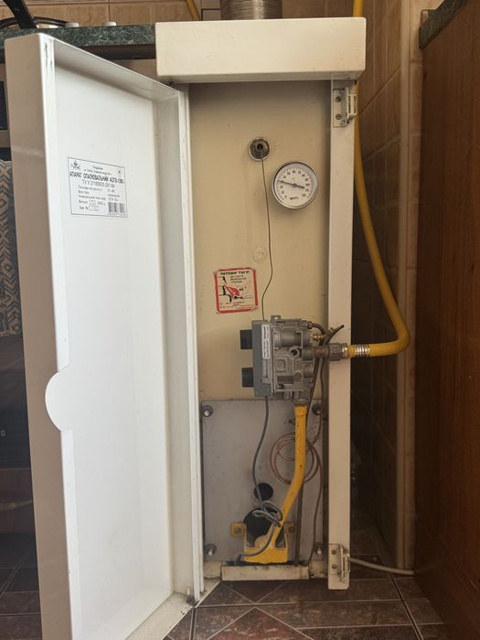 Котел газовий двохконтурний підлоговий 10кВт