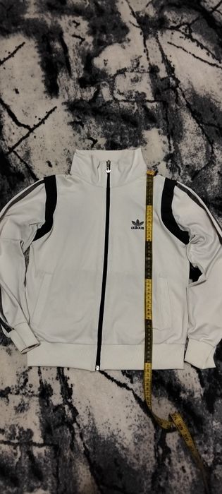 Зіпка adidas розмір M