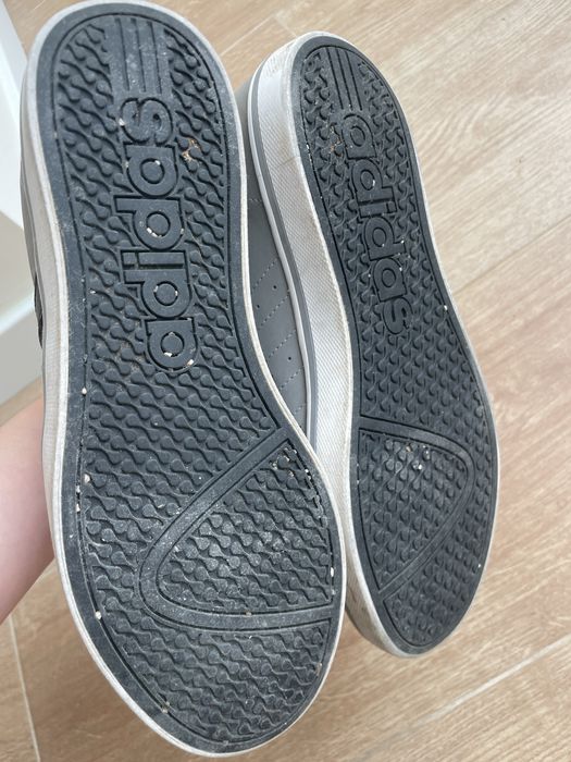 Tenis Adidas rapaz