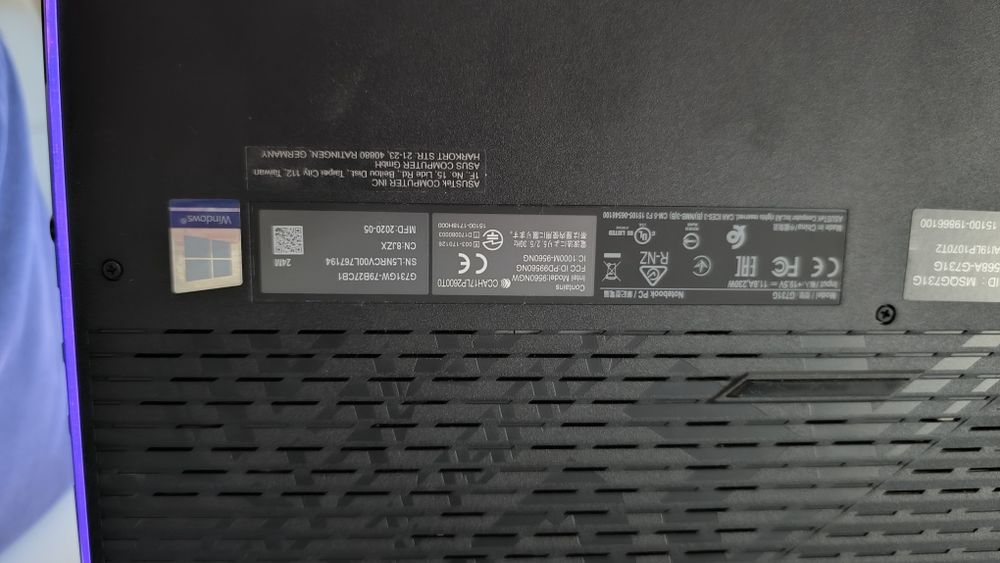 Portátil Asus Rog Strix Scar III G731GW