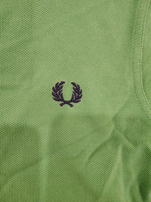 Polo Fred Perry tam. S em excelente estado.