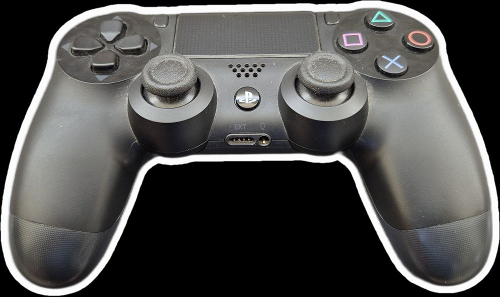 PlayStation 4 + DualShock 4