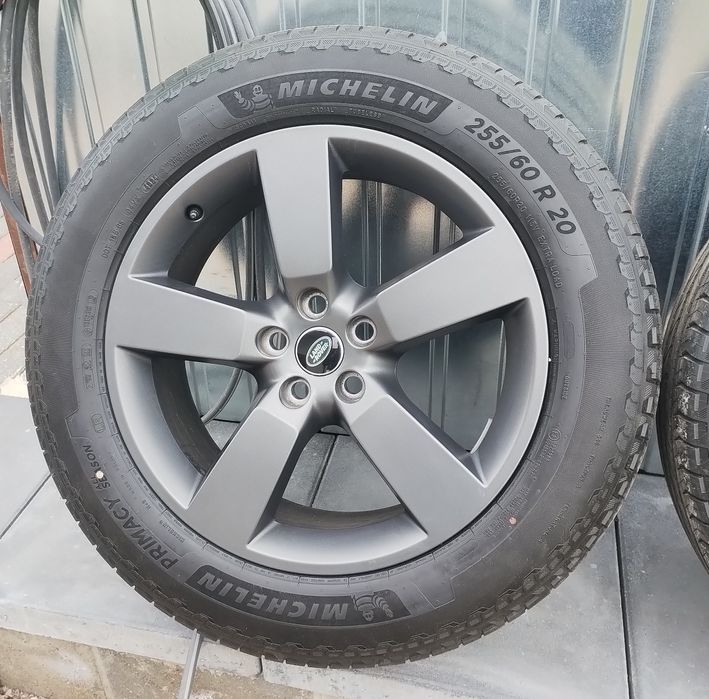Nowe Oryginalne Koła Alufelgi  255/60/20" Land Rover Defender Michelin