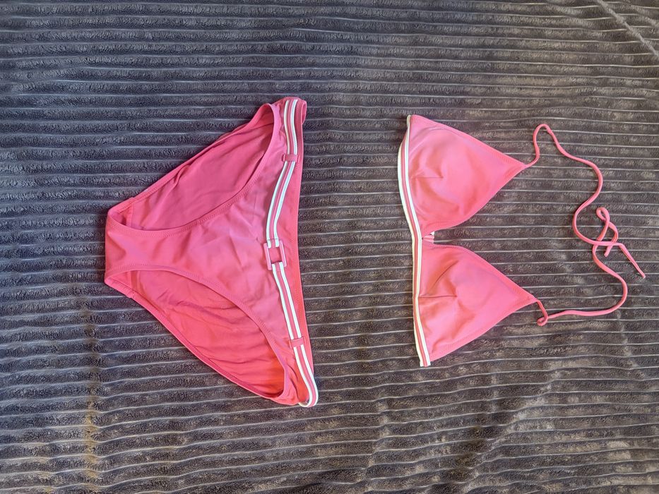 Strój kapielowy dwuczesciowy