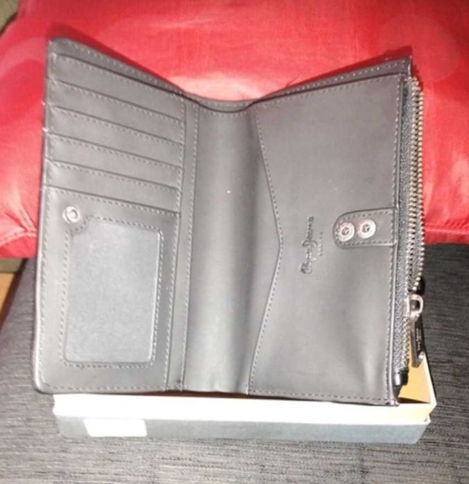 Carteira da pepe jeans para cartões e dinheiro