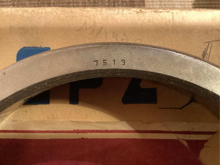 ROLAMENTO cónico gigante GPZ produzido na antiga URSS.