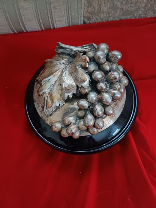 Скриньки для прикрас дерев'яні з посрібленим верхом