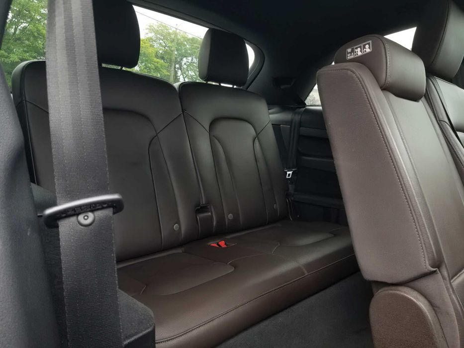 Audi Q7      2015