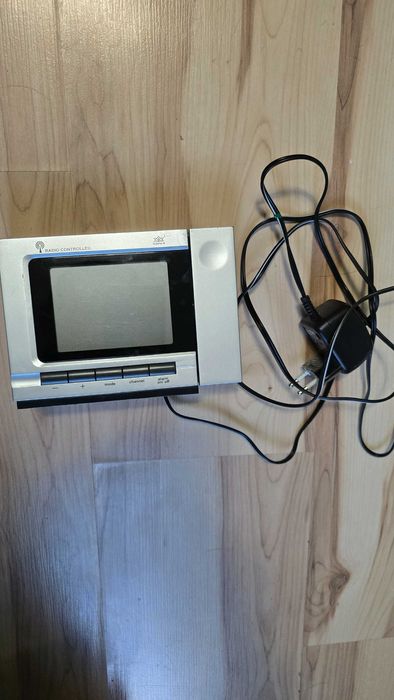 Stacja pogody z projektorem