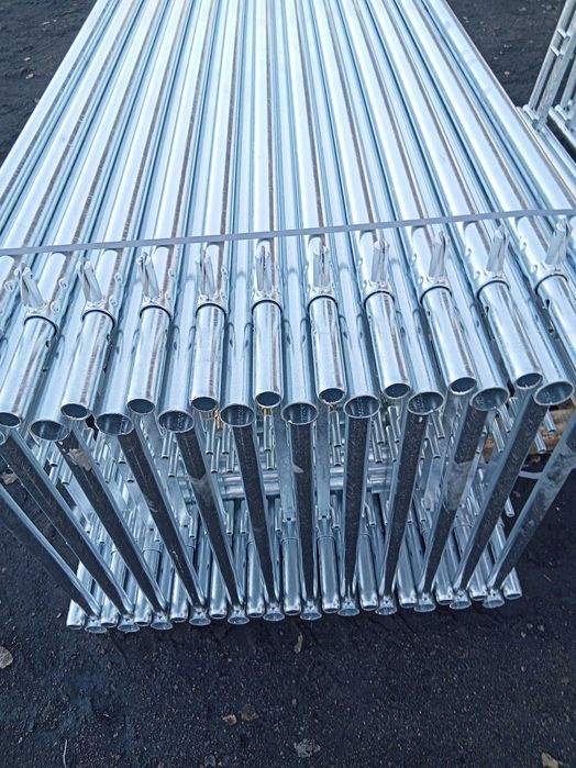 Rusztowanie na szczyt podest stalowy