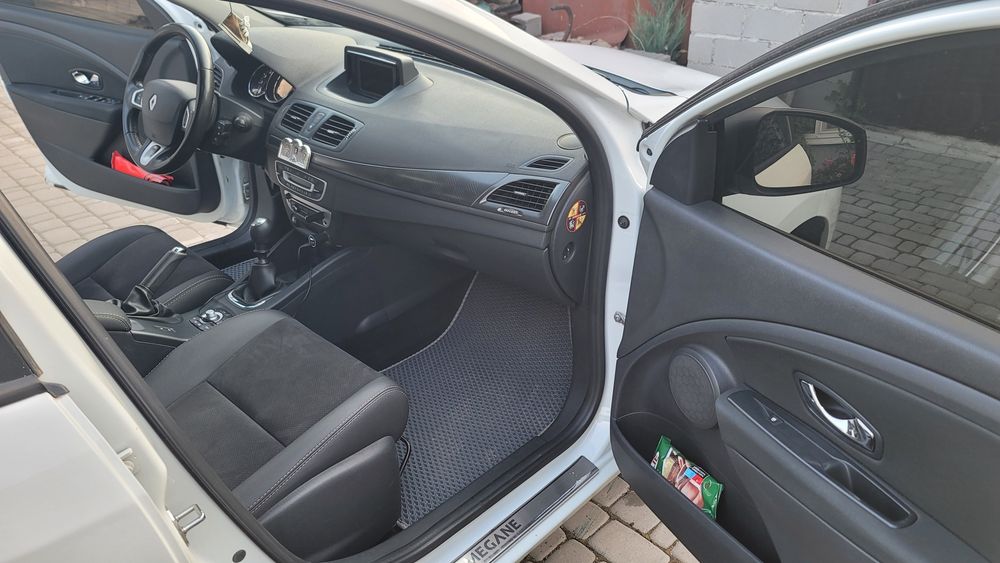 Renault Megane 3 1.5 dci 2013 год