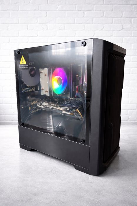 Продам комп’ютер з Intel Xeon та AMD Radeon RX 570, 16 ГБ RAM