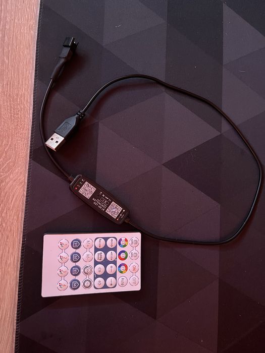 Контролер для адресної світлодіодної стрічки 2812b 2812В bluetooth мікрофон світломузика пульт додаток, живлення usb 5v