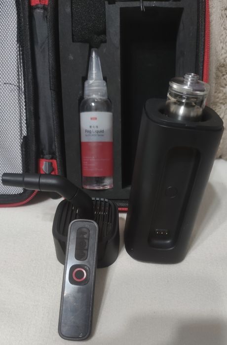 Продам  новий генератор диму Ulanzi FM01