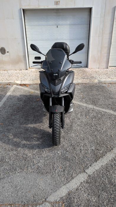 Aprilia sr gt 125