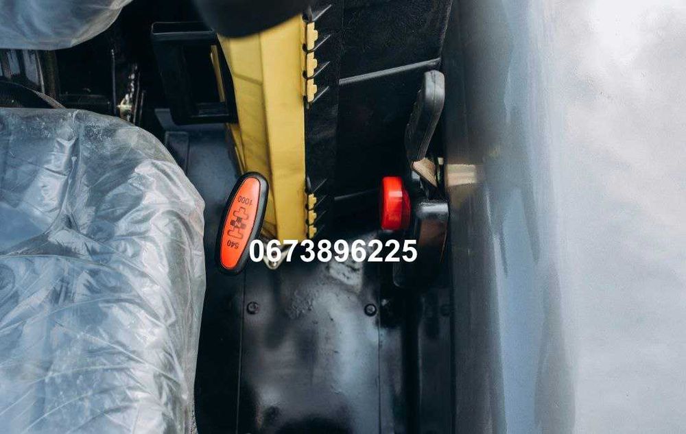 Трактор Скаут ТЕ504 Реверс РезинаArmour Передній міст ведучий Доставка