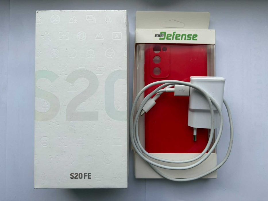 Samsung Galaxy S20 FE Snapdragon 865 6/128 White + 1 чохол