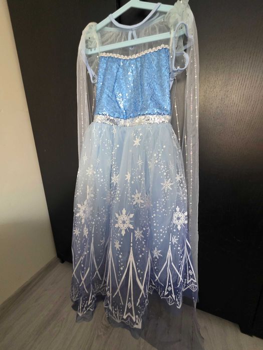 Sprzedam sukienkę Elsy