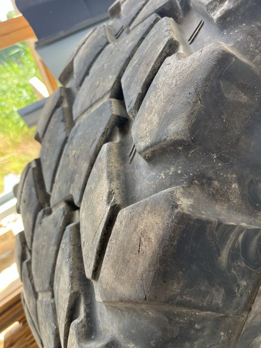 Opona 18.4-26 ind CAMSO BHL 753