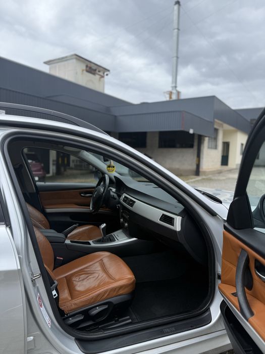 Bmw e91 318d lci