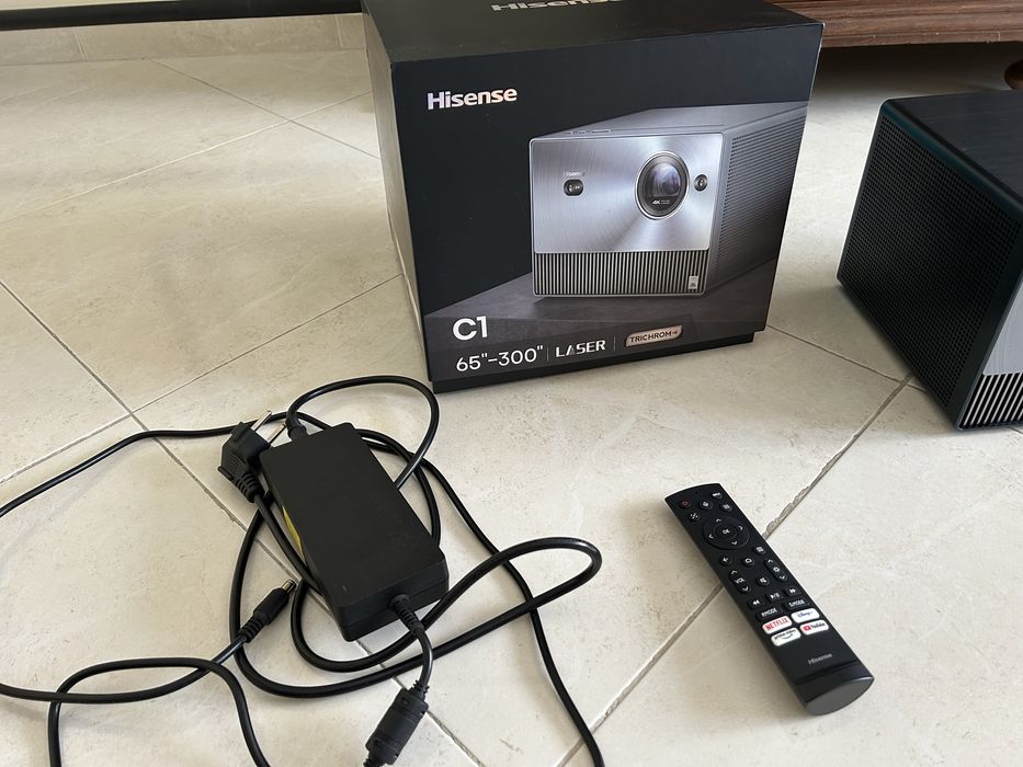 Projetor 4k Hisense C1 c/ garantia