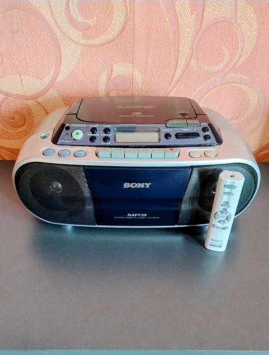 Магнитола Sony mp3