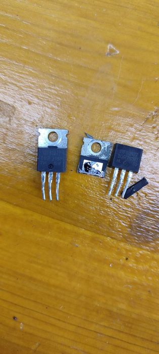 Транзистор IRFB3077