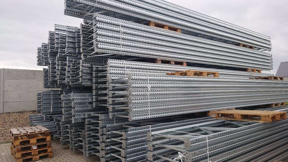 Rama do regału paletowego magazynowego wysokość 9m 900cm BITO