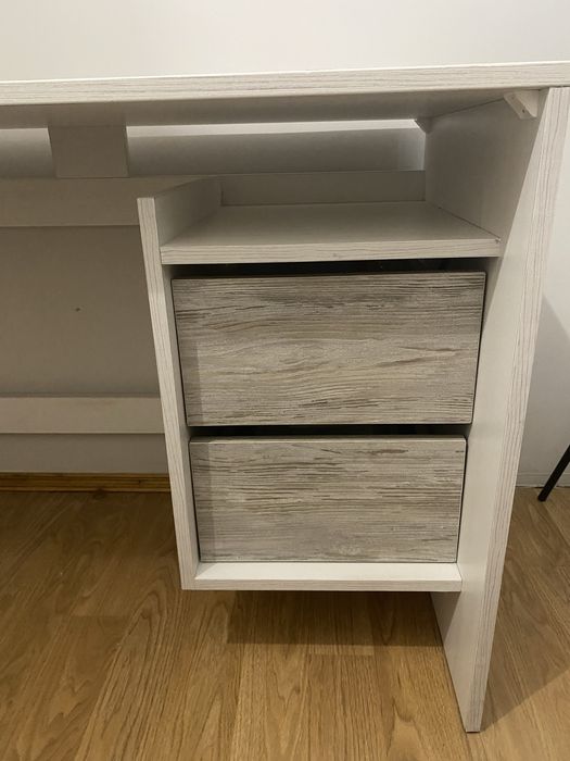 Стіл письмовий ДСП