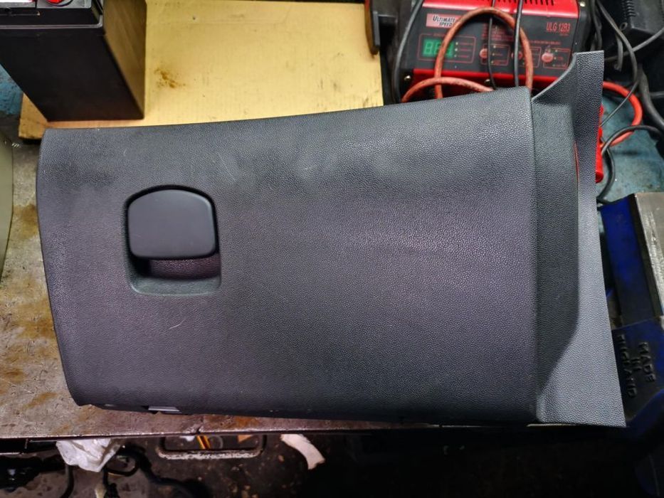 OPEL CORSA D PORTA LUVAS - PL007