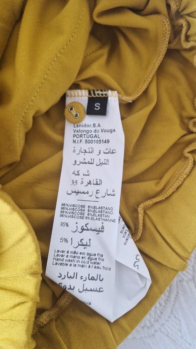Macacão Lanidor mostarda tamanho S